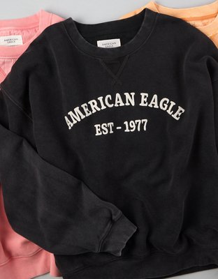 Graphic crewneck cheap