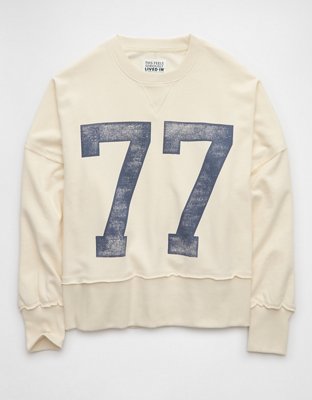 AE Big Hug Graphic Crew Neck Sweatshirt
