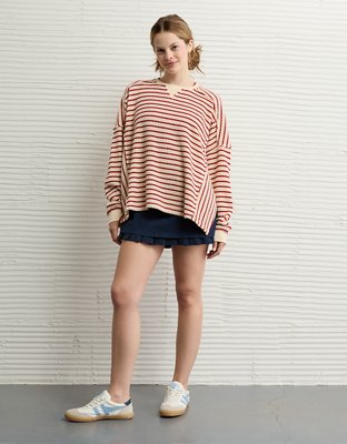 AE Big Hug Crew Neck Waffle Sweatshirt