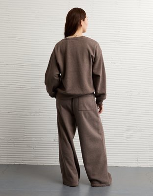 AE Everyday Luxe Crew Neck Sweatshirt