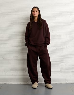 AE Everyday Luxe Crew Neck Sweatshirt