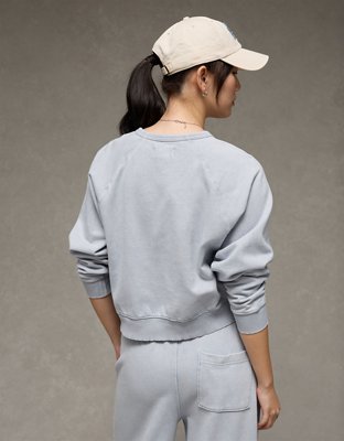 AE Cropped Raglan Sweatshirt