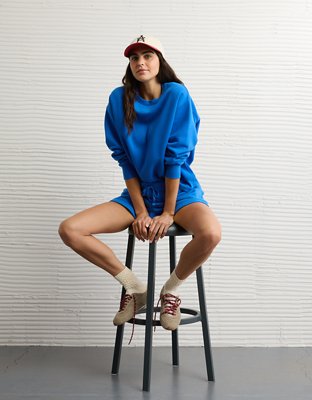 AE Everyday Luxe Crew Neck Sweatshirt