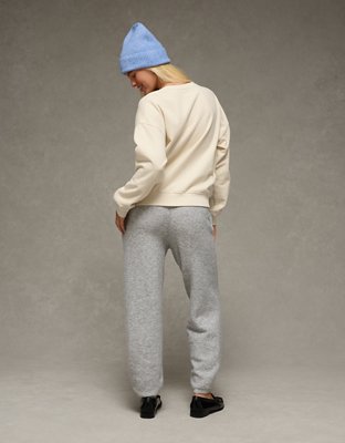 AE Relaxed Graphic Sweatshirt