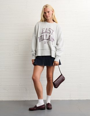 AE Big Hug Graphic Sweatshirt