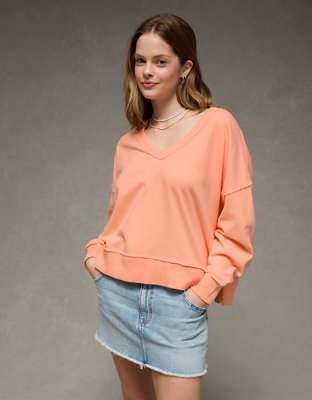 AE Big Hug V-Neck Sweatshirt