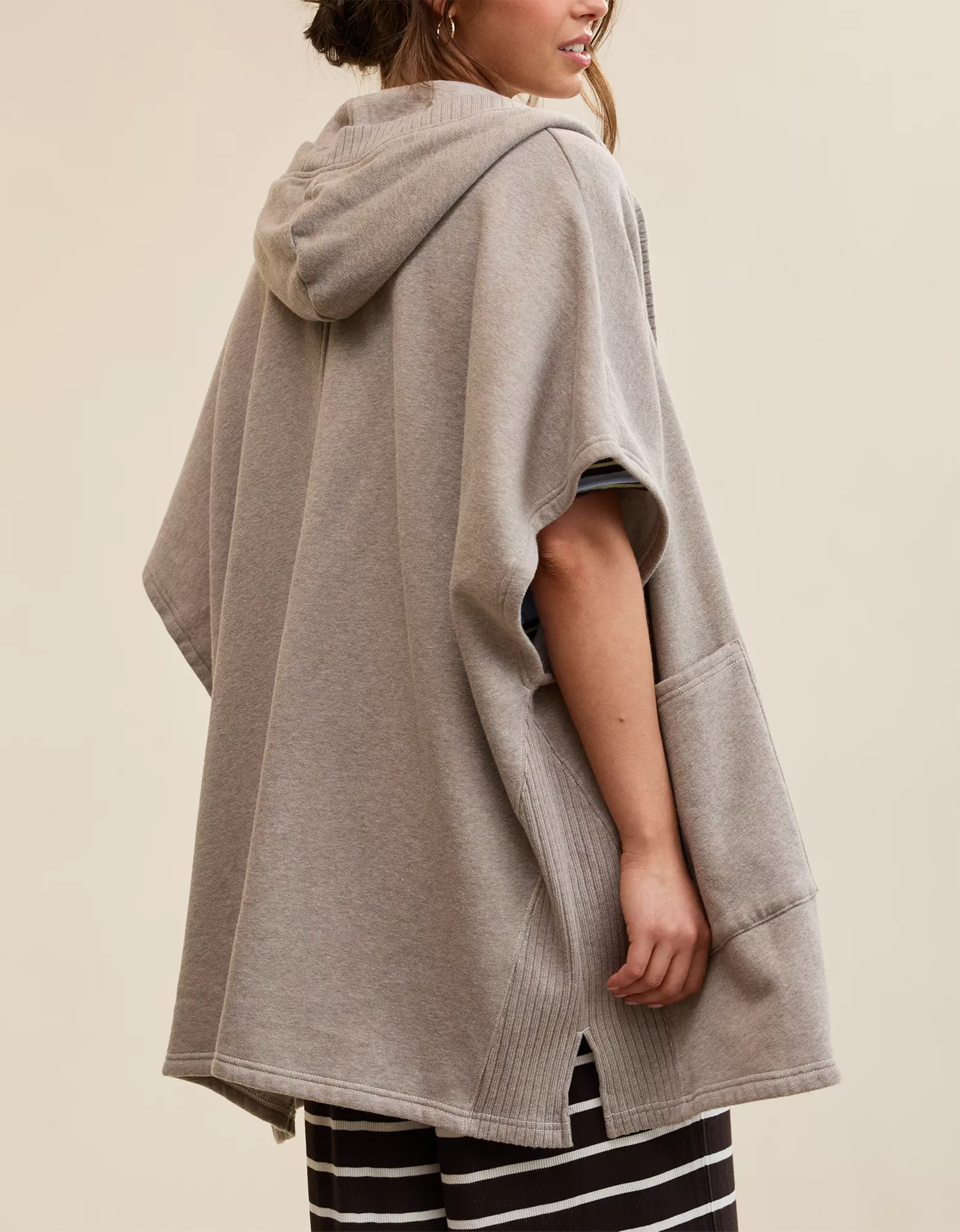 Aerie Hooded Fleece Cape - thumbnail 7
