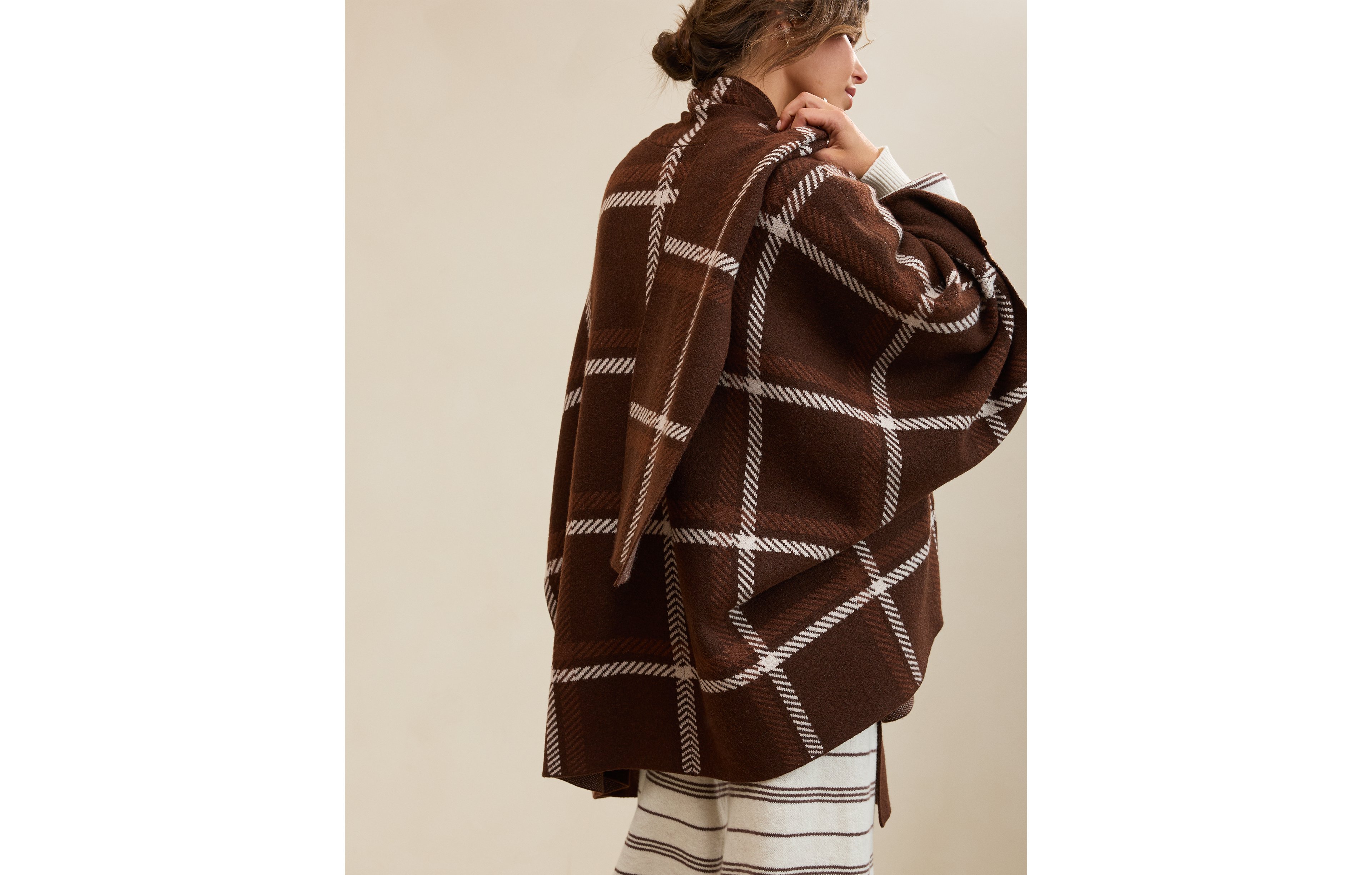 Aerie One And Done Cape