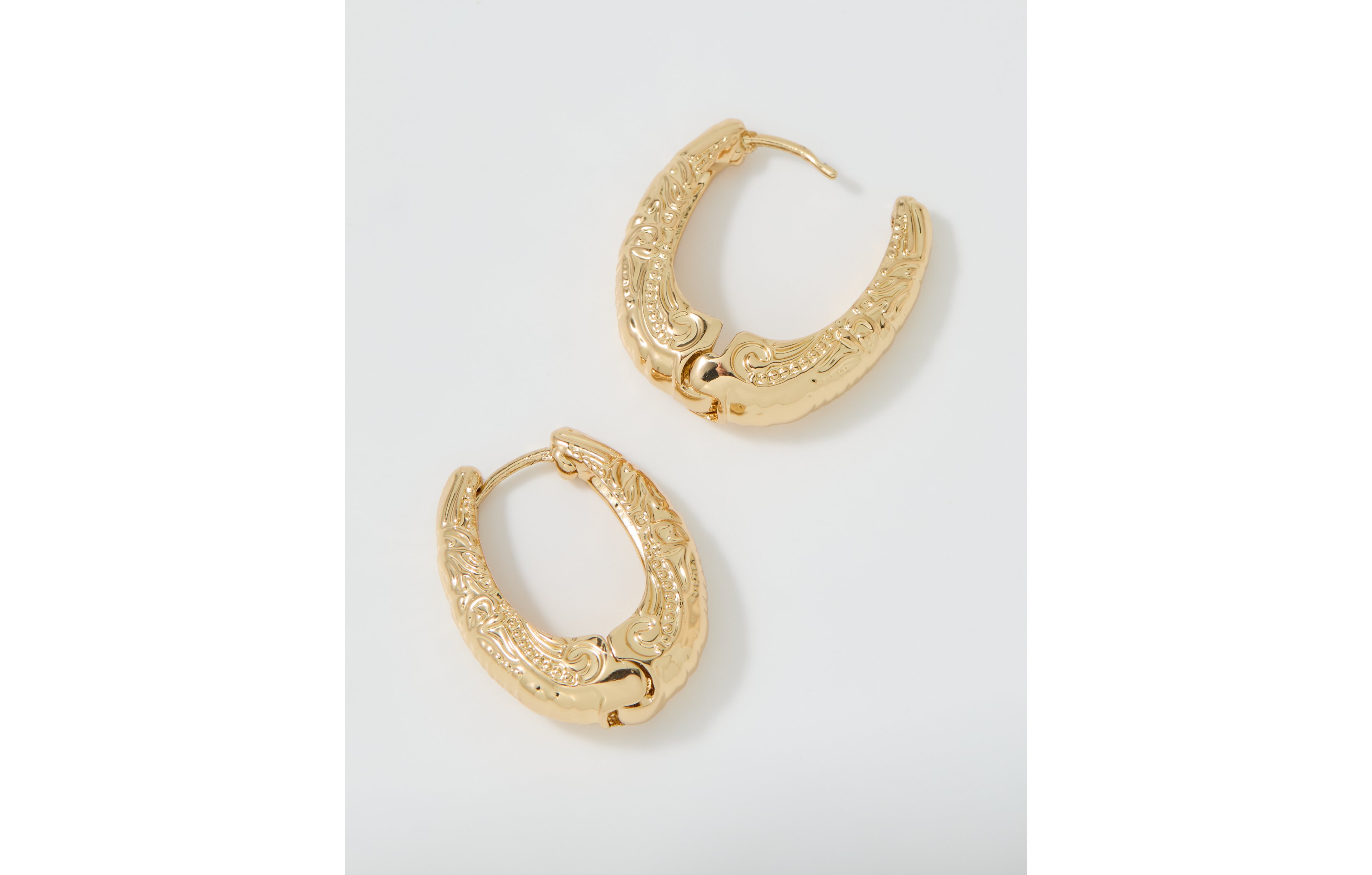 Aerie Embossed Huggie Earrings