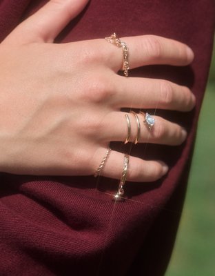 Aerie Crystal Ring Pack