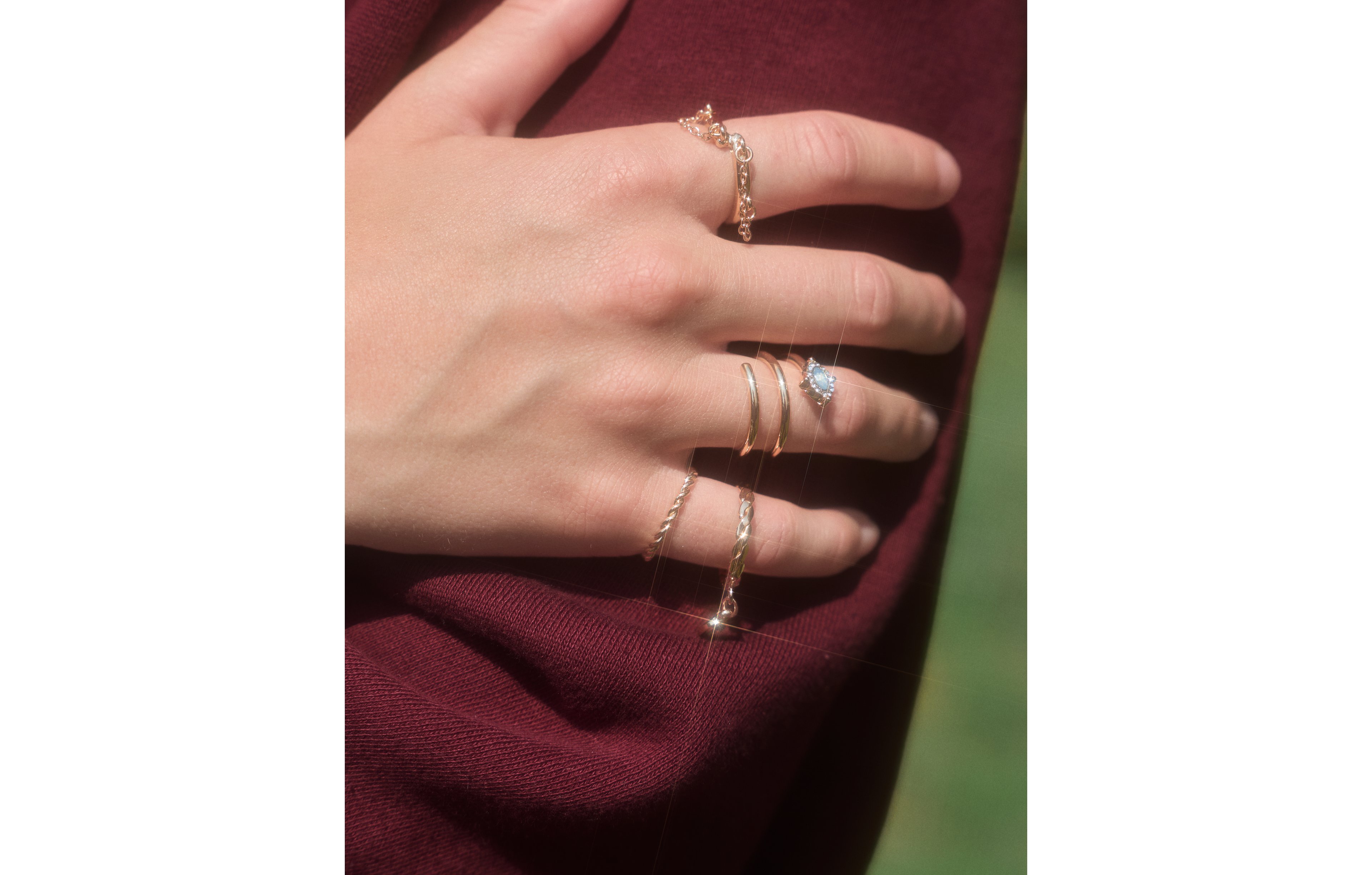 Aerie Crystal Ring Pack