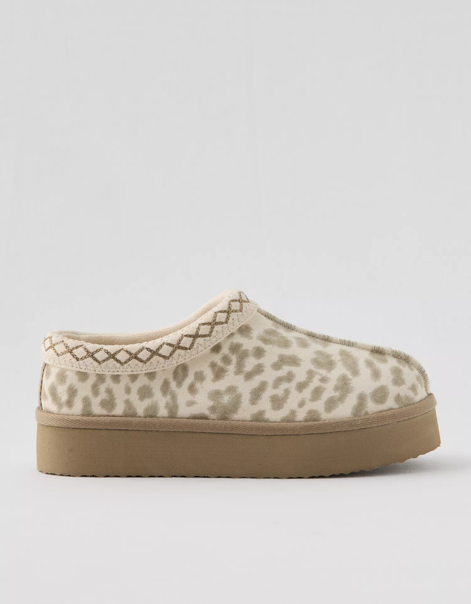 Aerie Embroidered Slippers