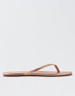 american eagle brown flip flops