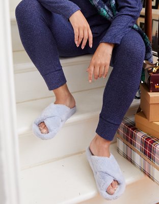aerie criss cross slippers
