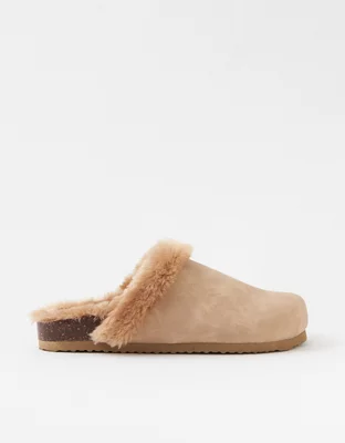 american eagle clogs