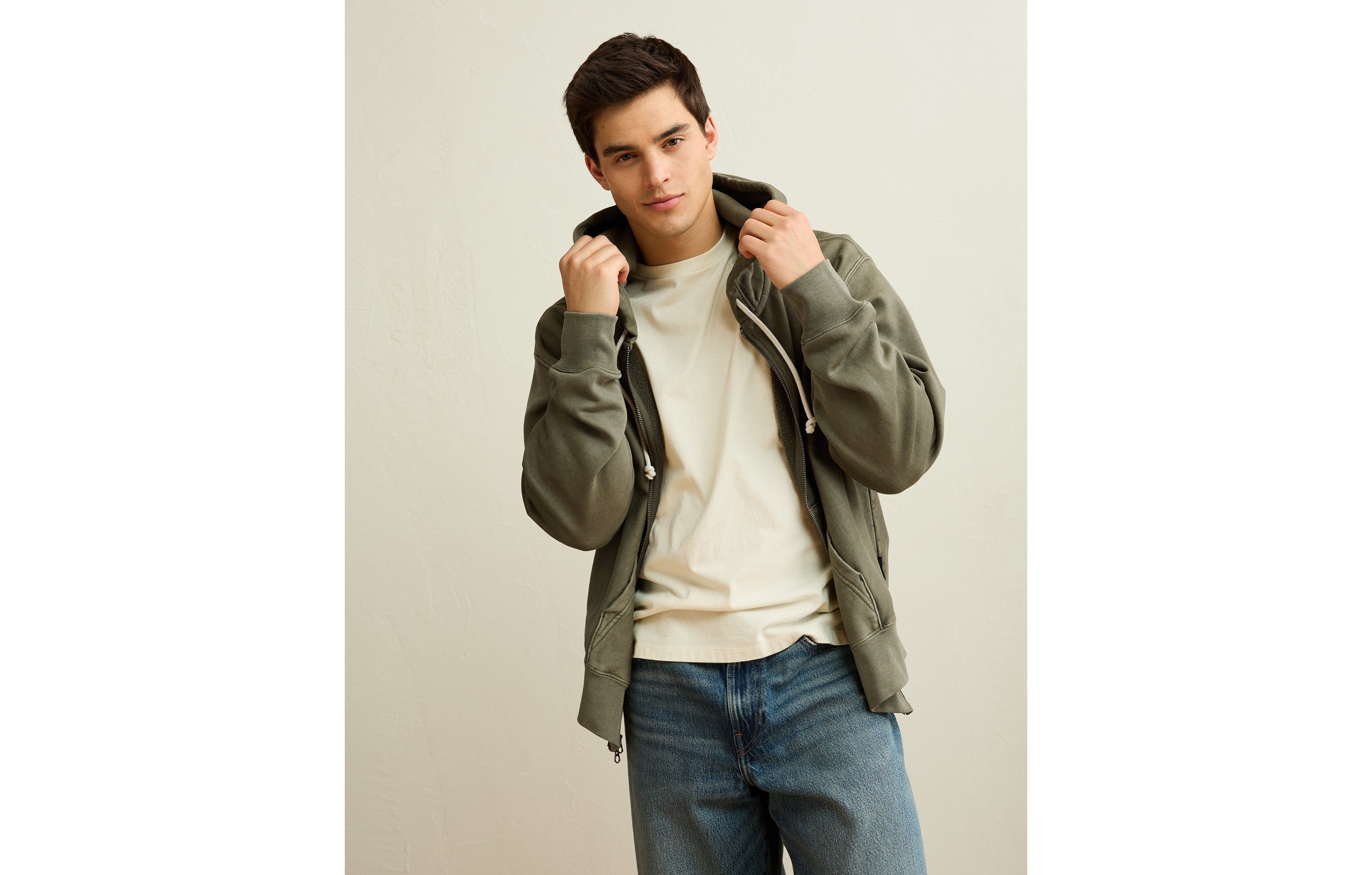 AE Laidback Luxe Full-Zip Hoodie