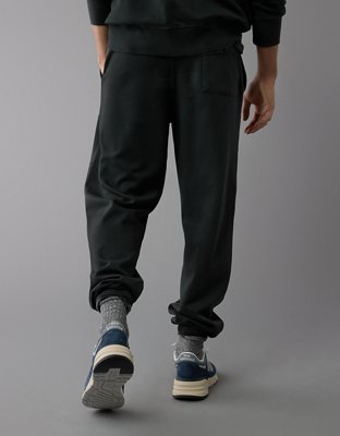 AE Laidback Luxe Heavyweight Jogger