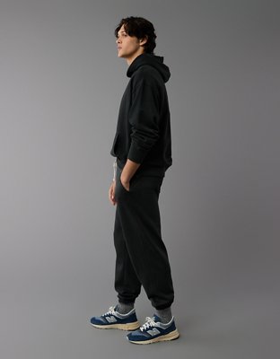 AE Laidback Luxe Heavyweight Jogger