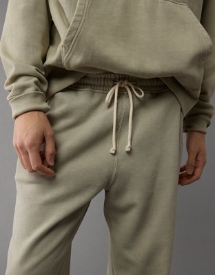 AE Laidback Luxe Heavyweight Jogger