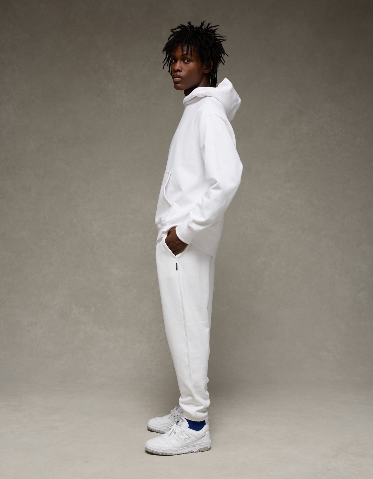 AE Laidback Luxe Heavyweight Sweatpant - image 5