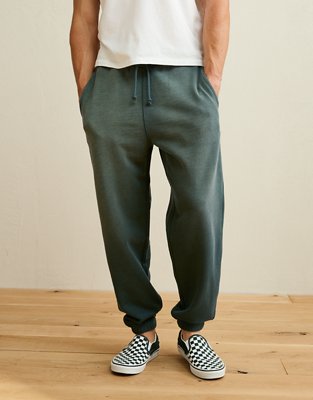 AE Lived-In Fleece Jogger