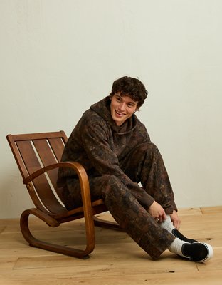 AE Laidback Luxe Heavyweight Open-Hem Sweatpant