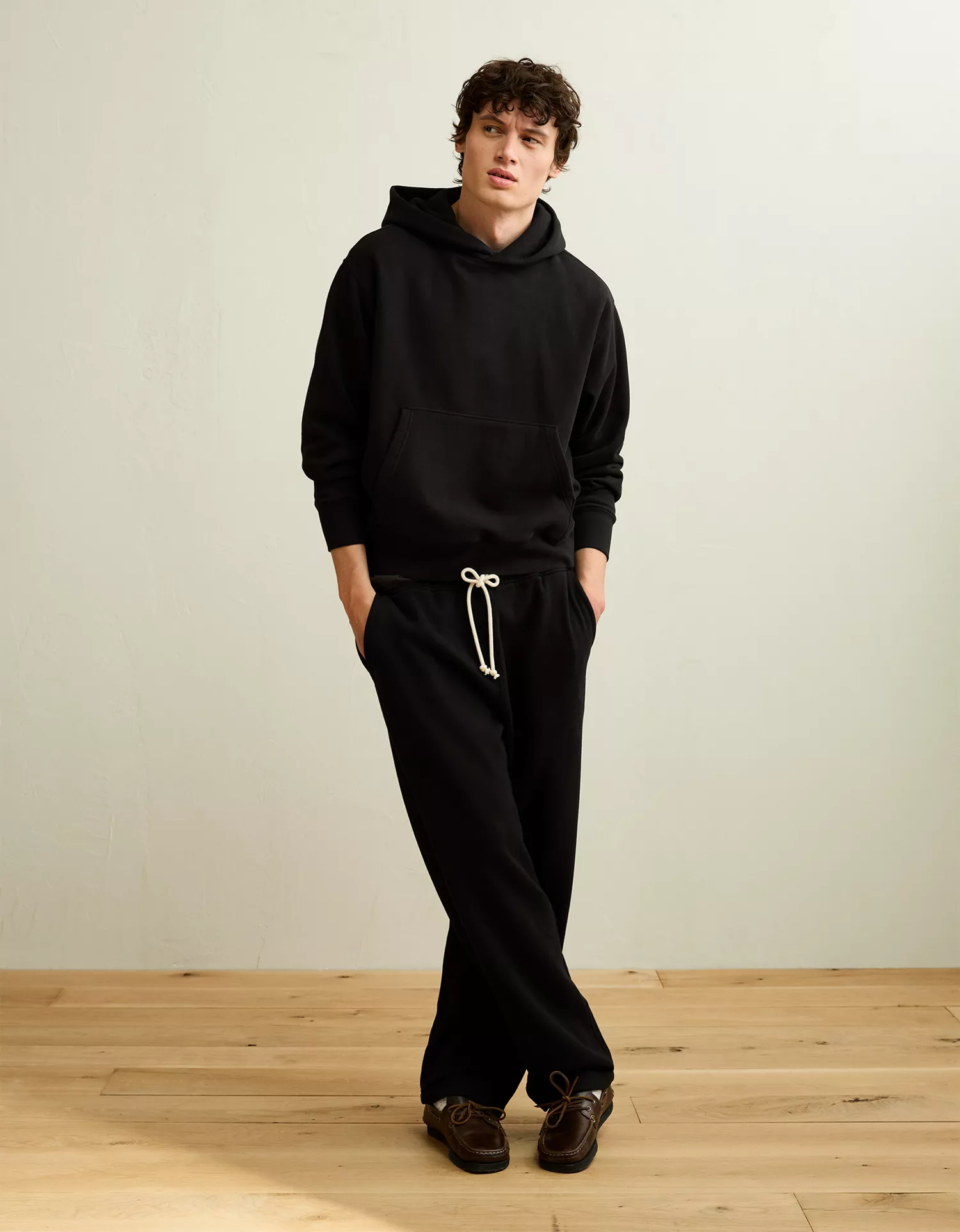 AE Laidback Luxe Heavyweight Open-Hem Sweatpant