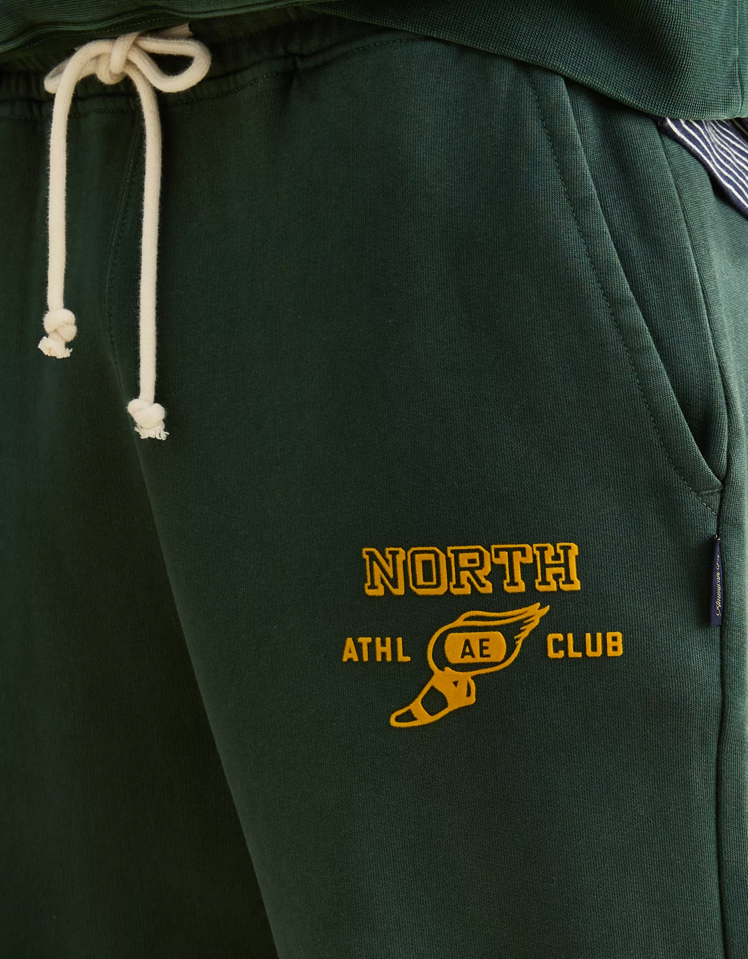 AE Laidback Luxe Heavyweight Jogger - thumbnail 6