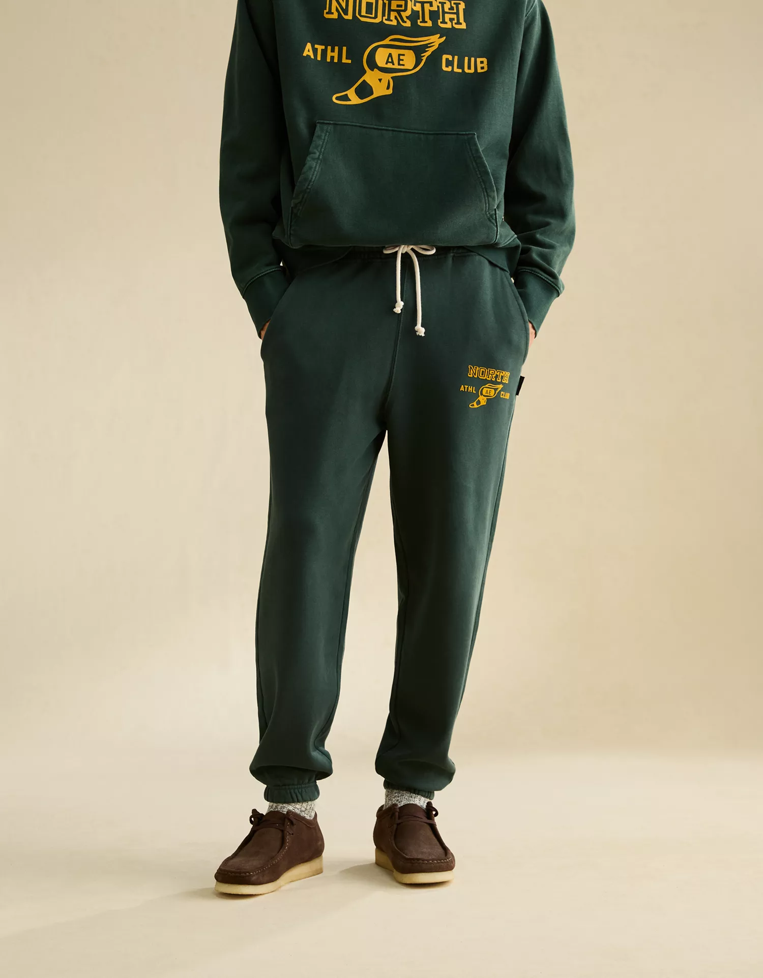 AE Laidback Luxe Heavyweight Jogger - thumbnail 4