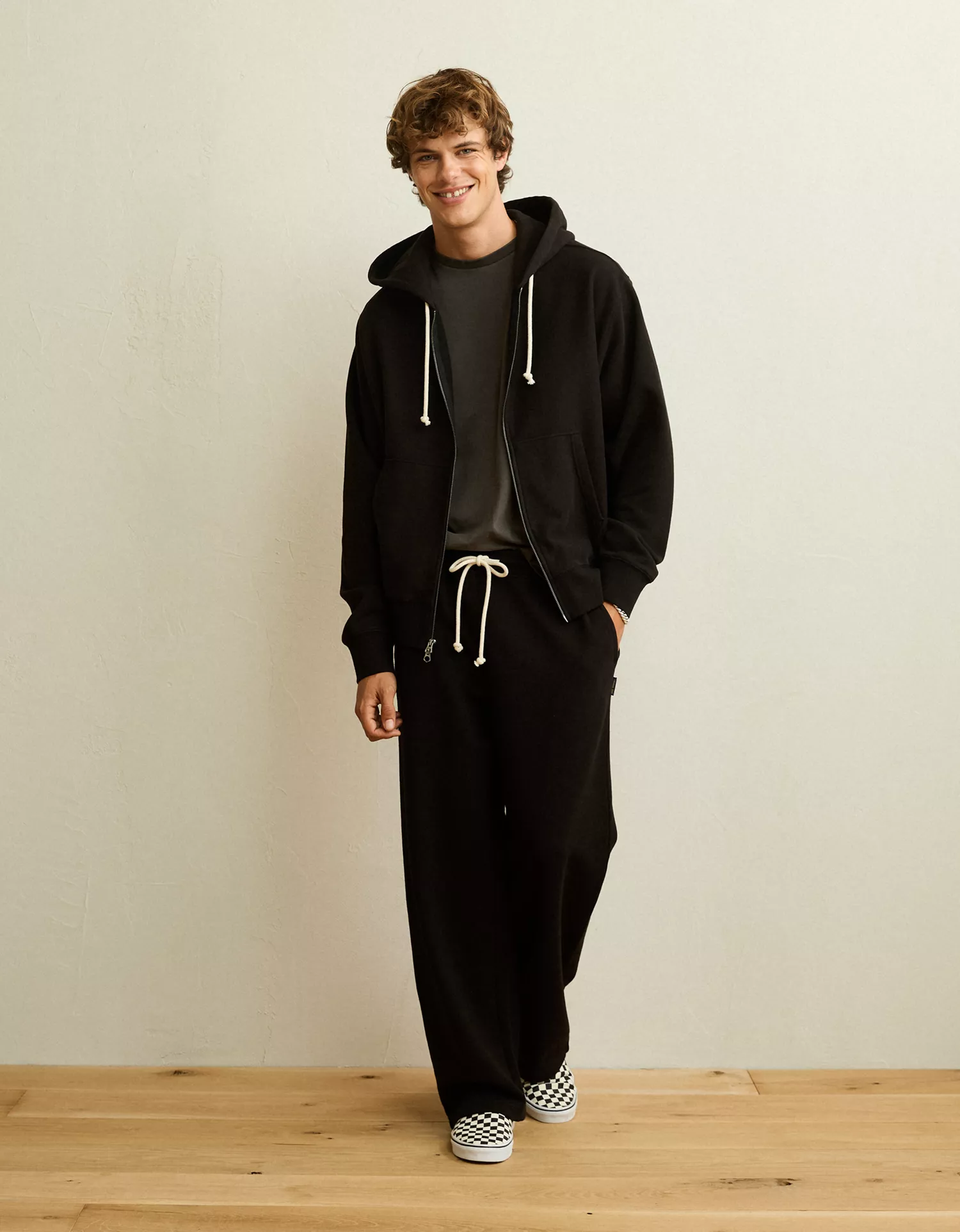 AE Laidback Luxe Baggy Open-Hem Sweatpant