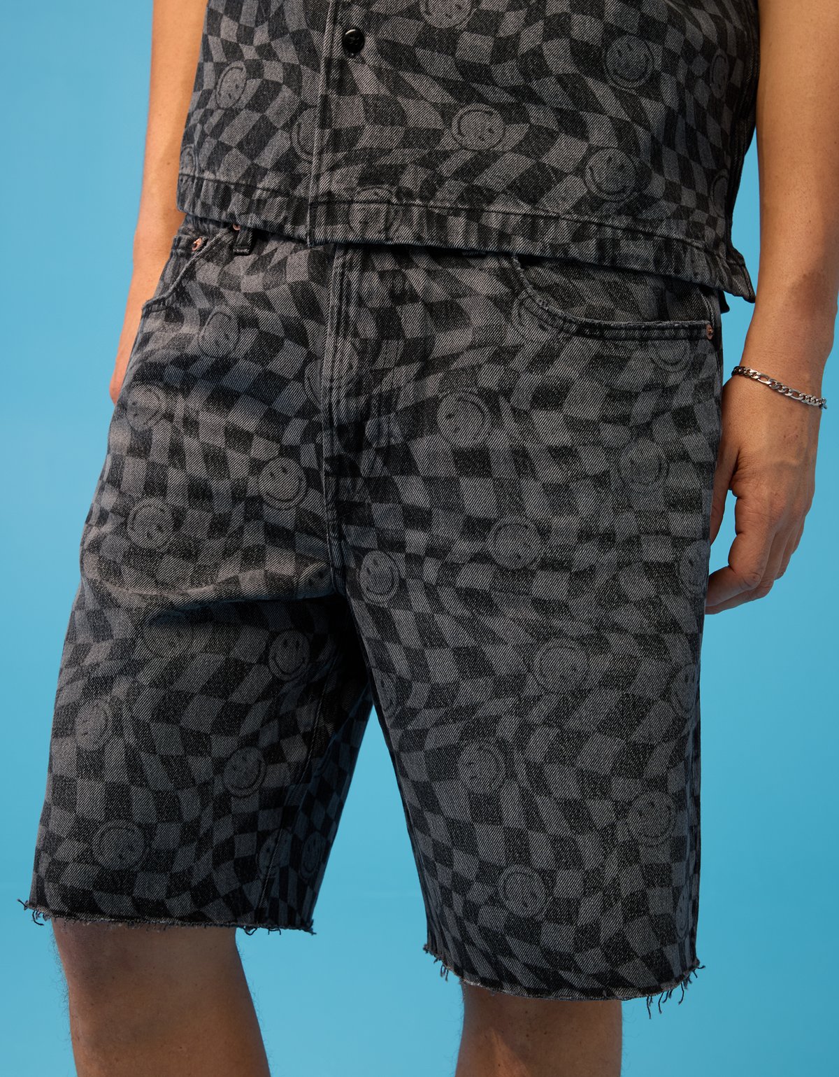 AE | Smiley Loose Jean Short - image 5