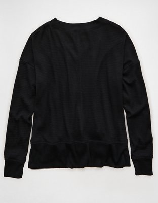 AE Long Sleeve V-Neck Plush T-Shirt