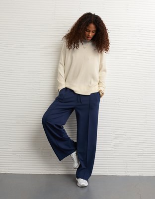 AE Long Sleeve Plush Crew Neck Top