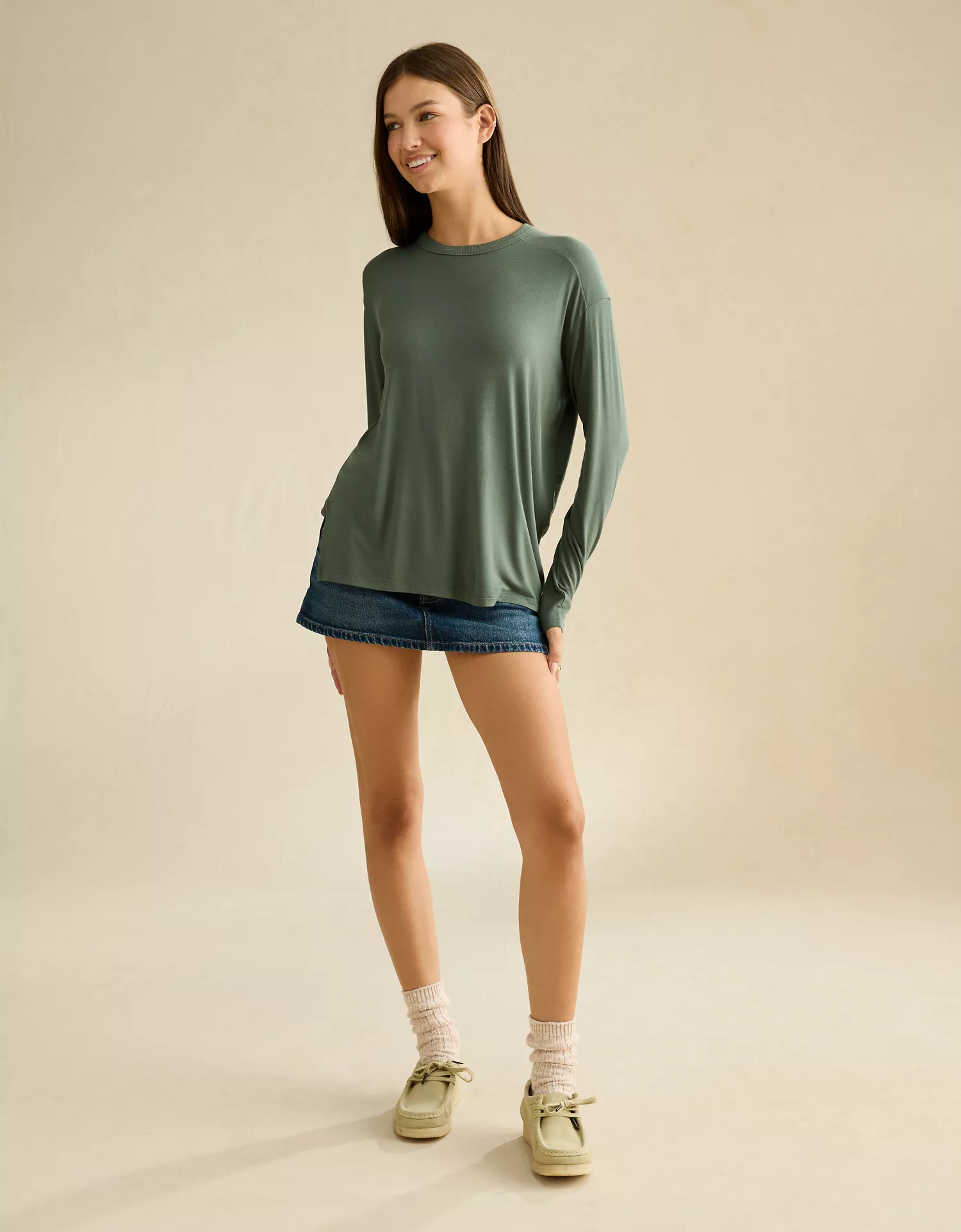 AE Soft & Sexy Relaxed Fit Long-Sleeve T-Shirt - thumbnail 8