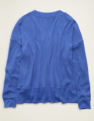 Женская футболка American Eagle AE Long-Sleeve Waffle Plush V-Neck, цвет: Пудрово-голубой — фото 4