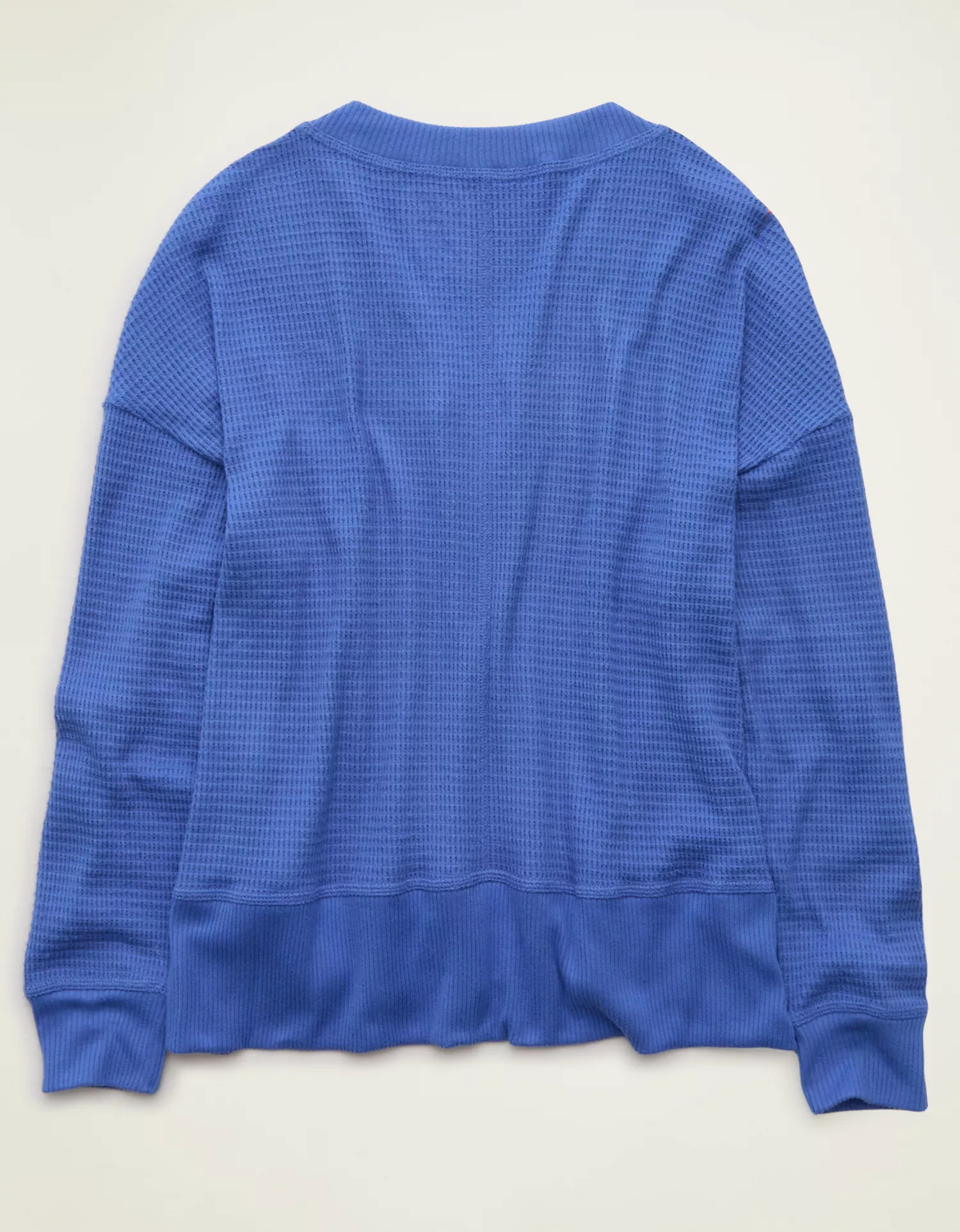 AE Long-Sleeve Waffle Plush V-Neck Tee - thumbnail 4