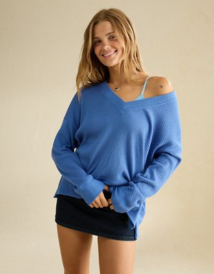 Женская футболка American Eagle AE Long-Sleeve Waffle Plush V-Neck, цвет: Пудрово-голубой — фото 1