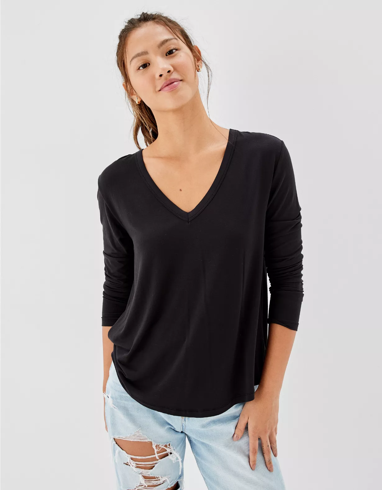 AE Oversized Soft & Sexy Long-Sleeve V-Neck T-Shirt