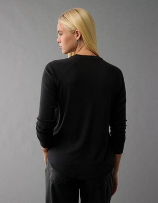 Женские футболки American Eagle AE Plush Long-Sleeve Crew Neck T-Shirt — фото 4