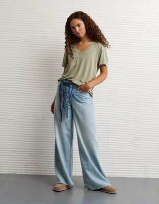 AE Soft & Sexy V-Neck T-Shirt