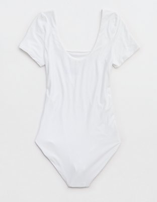 SMOOTHEZ Short Sleeve Square Neck Bodysuit