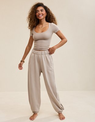 SMOOTHEZ Short Sleeve Scoop T-Shirt