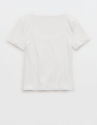 SMOOTHEZ Short Sleeve Scoop T-Shirt