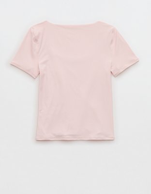 SMOOTHEZ Short Sleeve Scoop T-Shirt