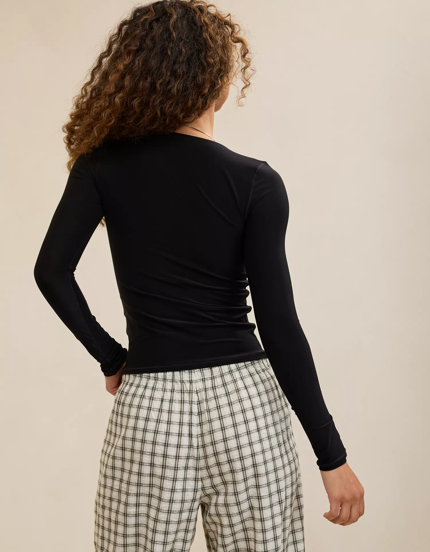 SMOOTHEZ Long Sleeve Ruched Top - thumbnail 2