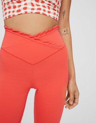 Женские брюки Aerie OFFLINE By Aerie Real Me Xtra High Waisted Crossover Ruffle Legging — фото 5