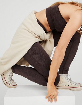 Textured seamless ankle-length leggings