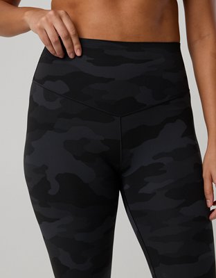 Женские леггинсы Offline By Aerie Real Me Xtra High Waisted, цвет: Чёрный угольный — фото 6