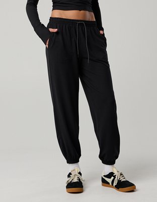 OFFLINE By Aerie Weekend Away Jogger