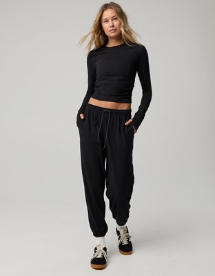 OFFLINE By Aerie Weekend Away Jogger